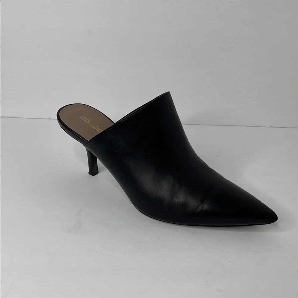 Diane Von Furstenberg Black Leather Pointed Toe Mules Sz 8 - Picture 2 of 7